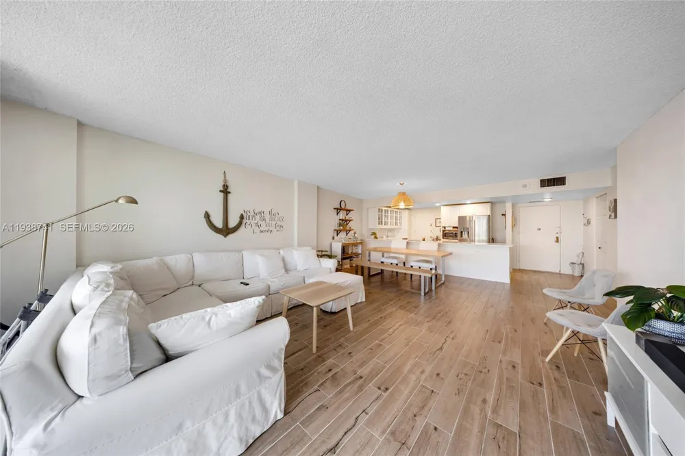 3800 S Ocean Dr #817 Hollywood, FL 33019