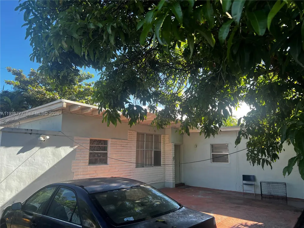 289 NW 109th St Miami, FL 33168