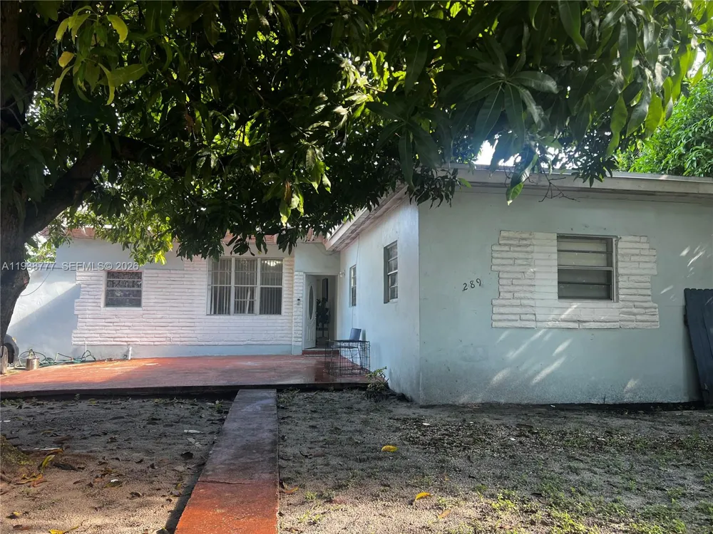289 NW 109th St Miami, FL 33168