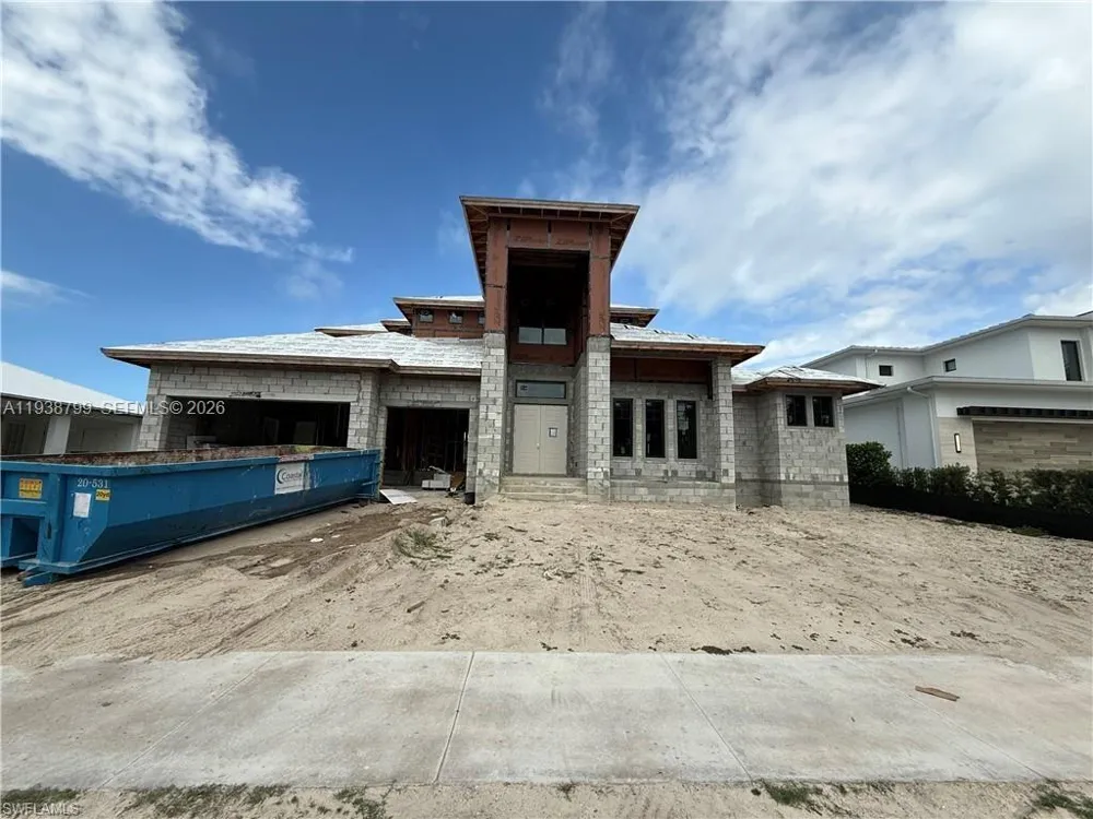 654 Bamboo Ct Marco Island, FL 34145