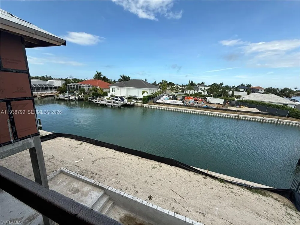 654 Bamboo Ct Marco Island, FL 34145