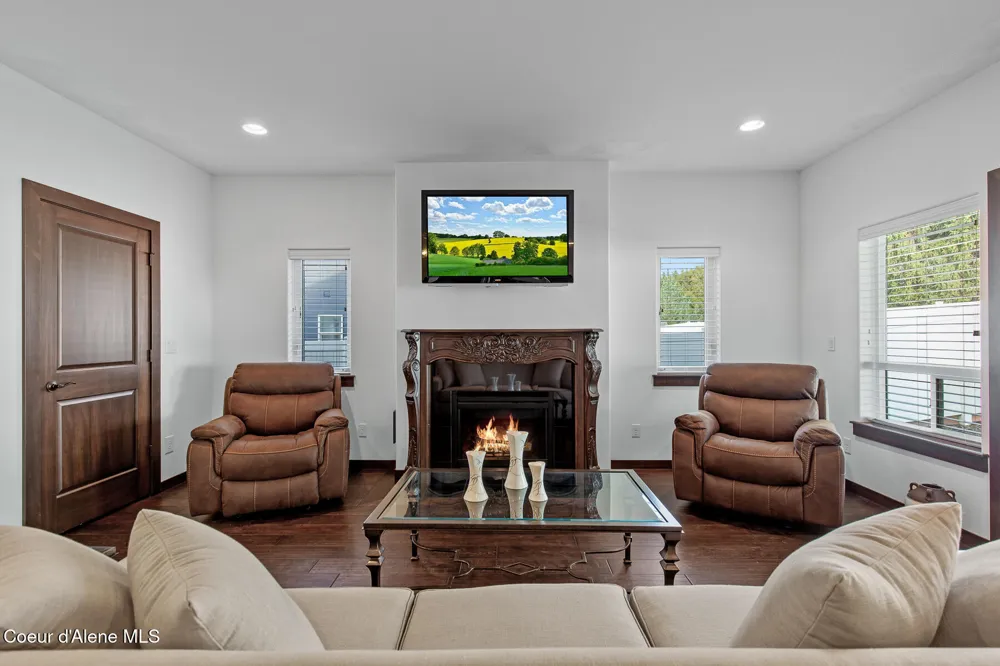 3260 W MAGISTRATE LOOP Hayden, ID 83835