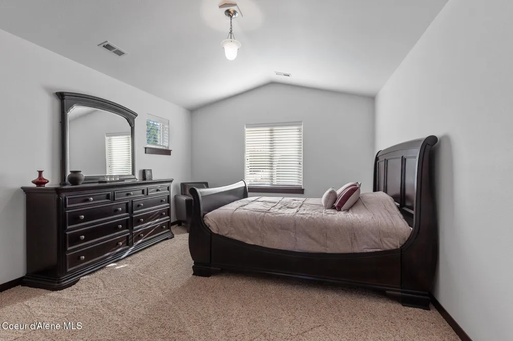3260 W MAGISTRATE LOOP Hayden, ID 83835