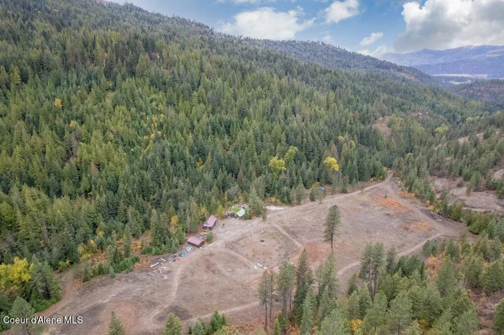 20308 E Canary Creek Road Cataldo, ID 83810