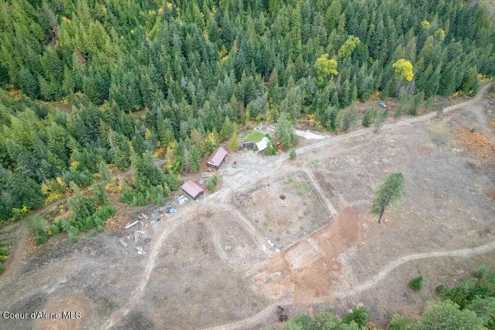 20308 E Canary Creek Road Cataldo, ID 83810