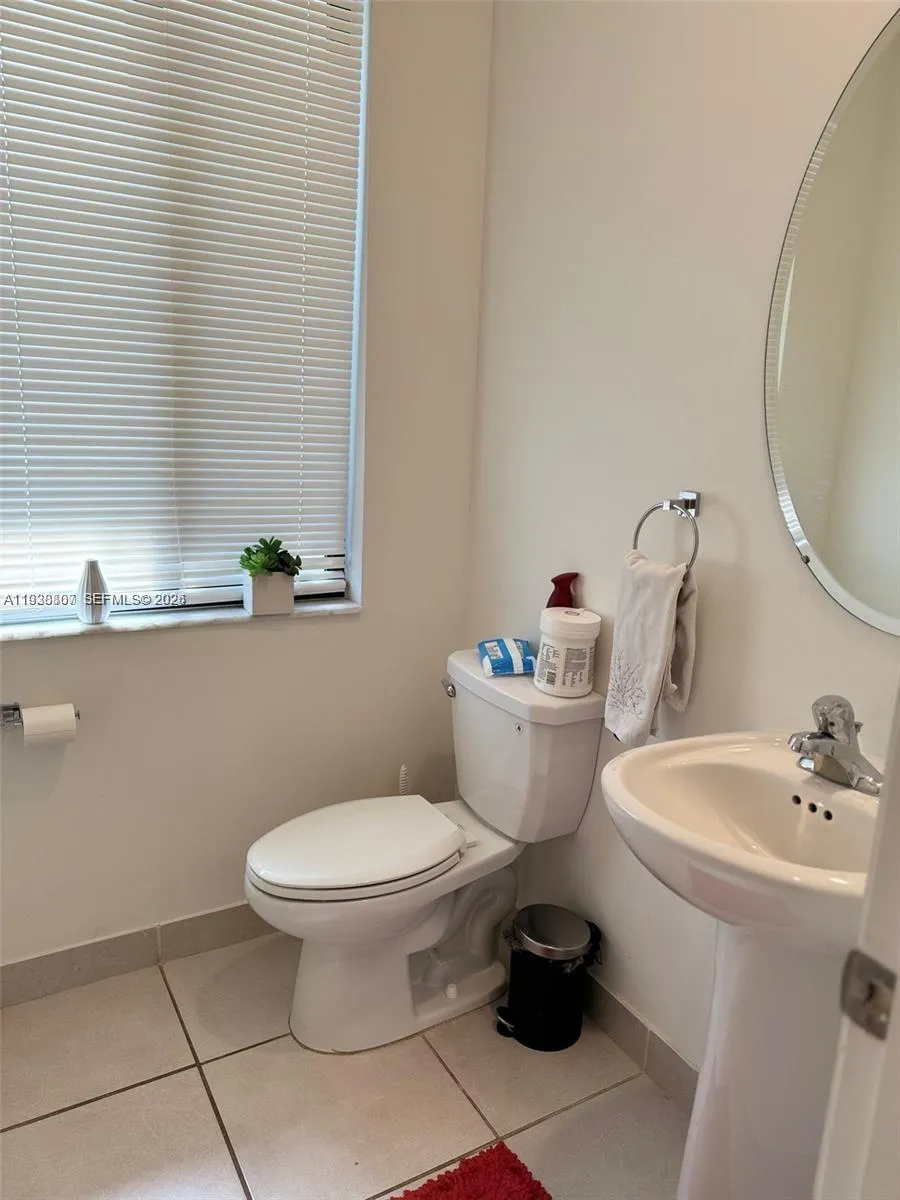 21441 NE 3rd Pl Miami, FL 33179
