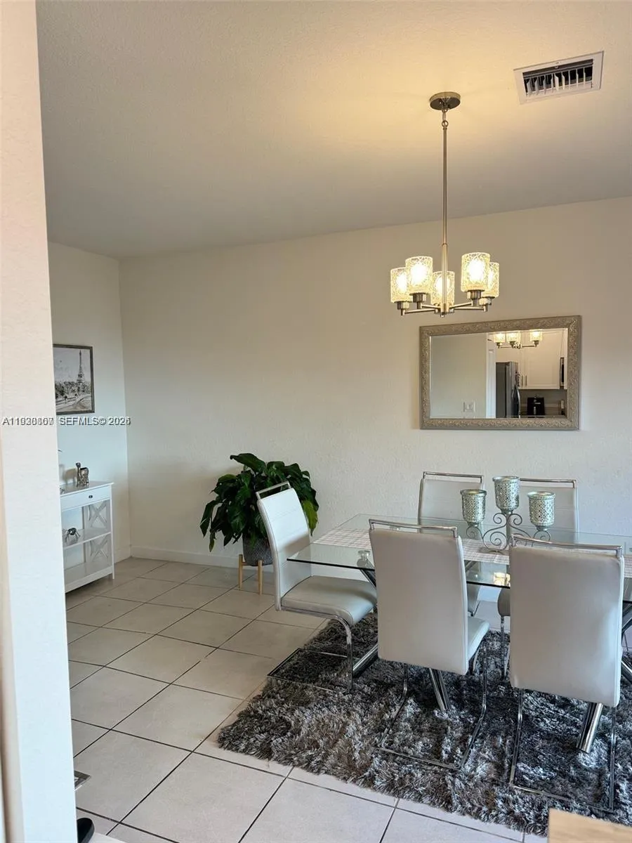 21441 NE 3rd Pl Miami, FL 33179