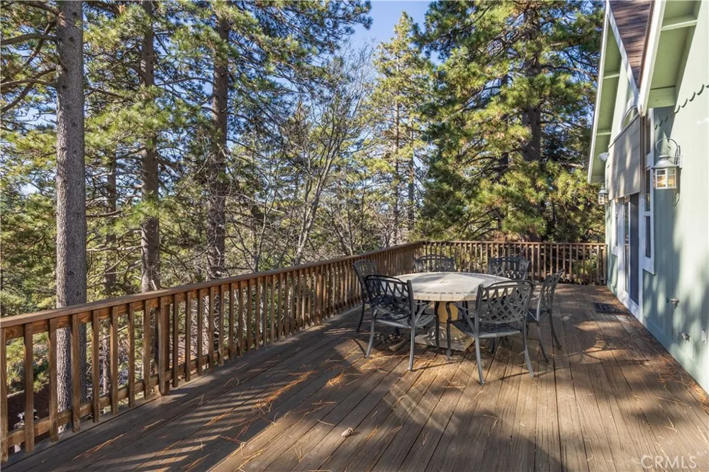 173 Grizzly Road Lake Arrowhead, CA 92352