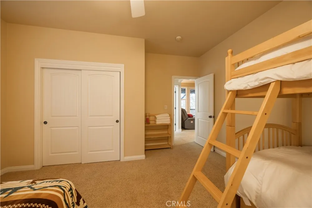 173 Grizzly Road Lake Arrowhead, CA 92352