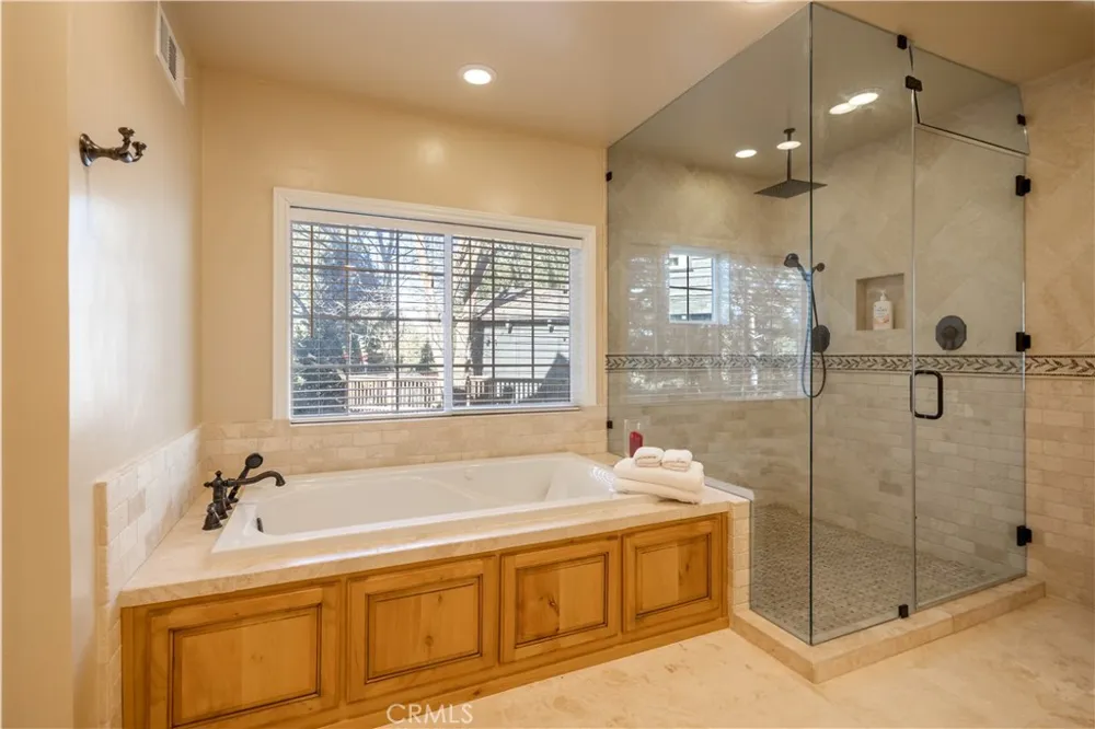 173 Grizzly Road Lake Arrowhead, CA 92352