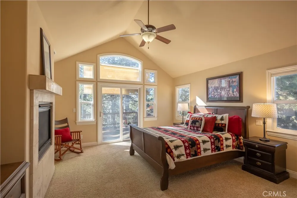 173 Grizzly Road Lake Arrowhead, CA 92352