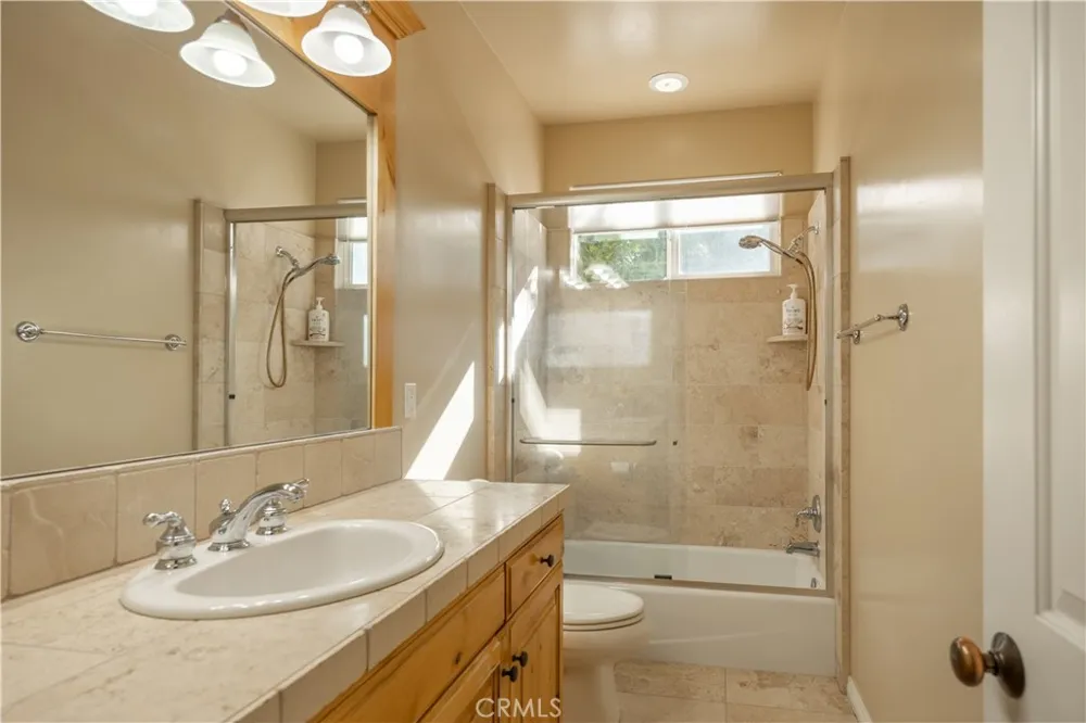 173 Grizzly Road Lake Arrowhead, CA 92352