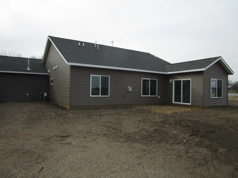 803 3rd Avenue NW Pine Island, MN 55963