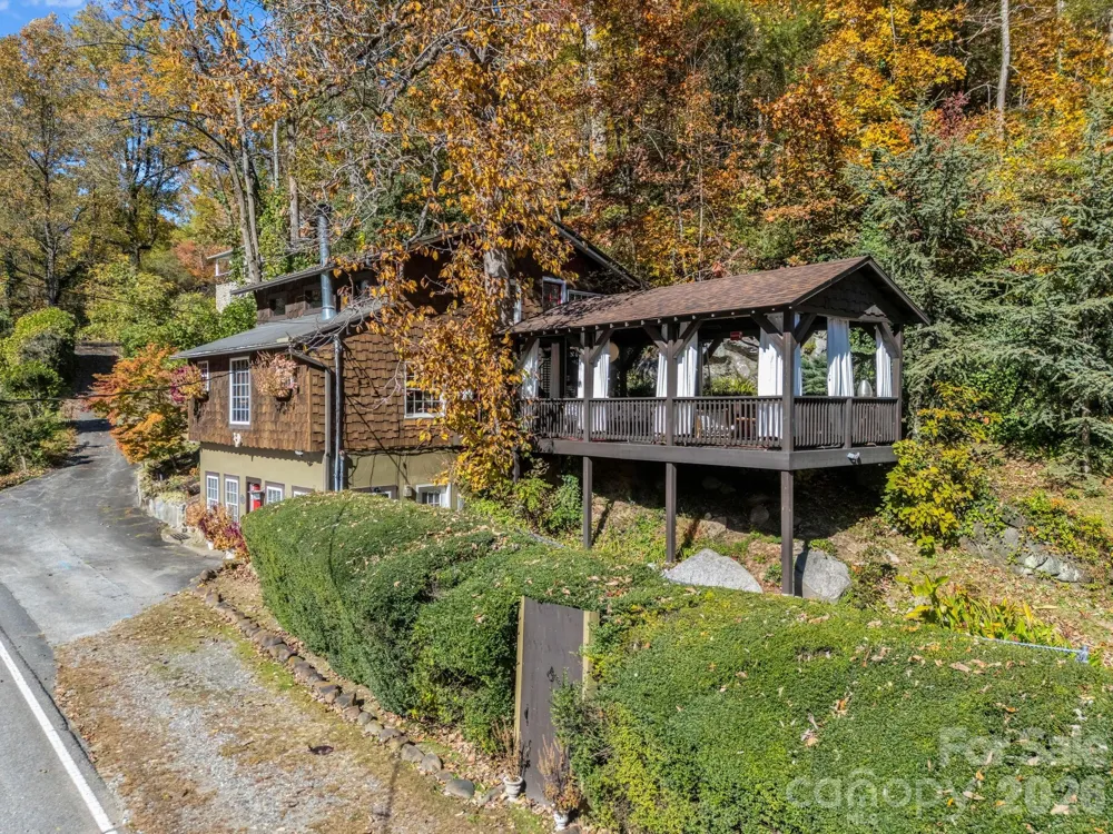 712 Main Street Chimney Rock, NC 28720