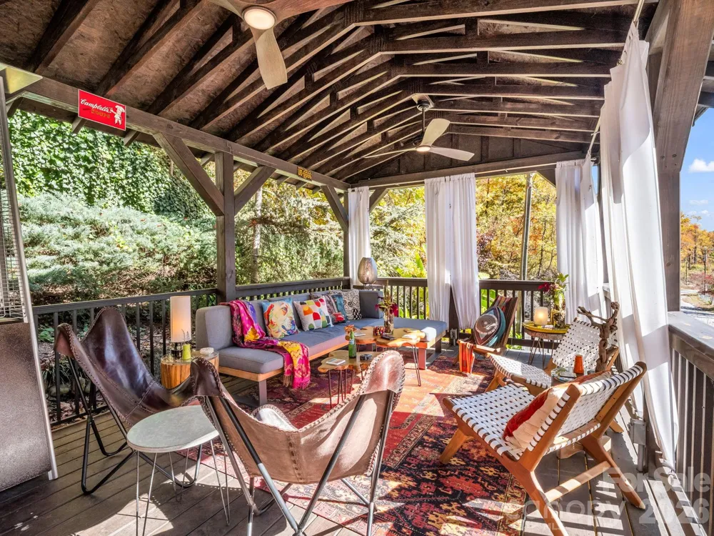 712 Main Street Chimney Rock, NC 28720