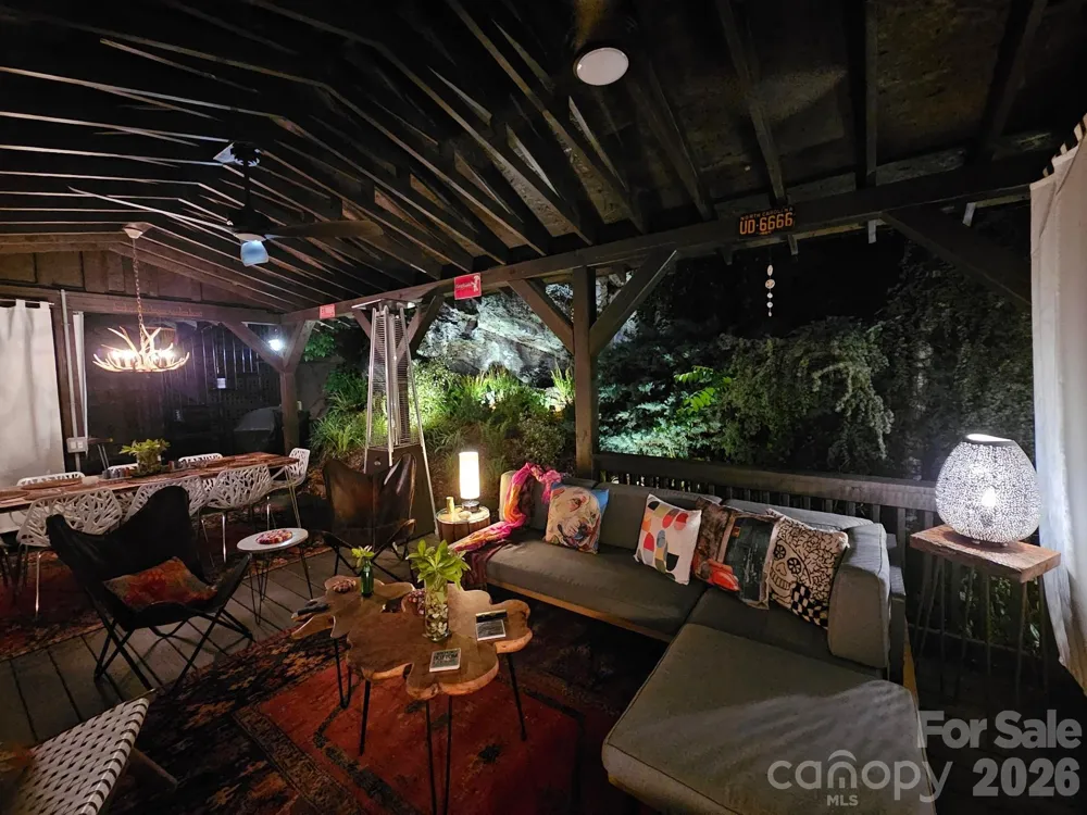712 Main Street Chimney Rock, NC 28720