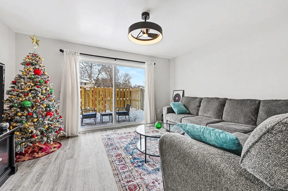 3407 Kenbrooke Court Kalamazoo, MI 49006