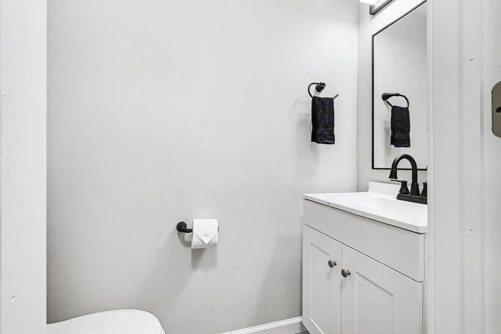 3407 Kenbrooke Court Kalamazoo, MI 49006