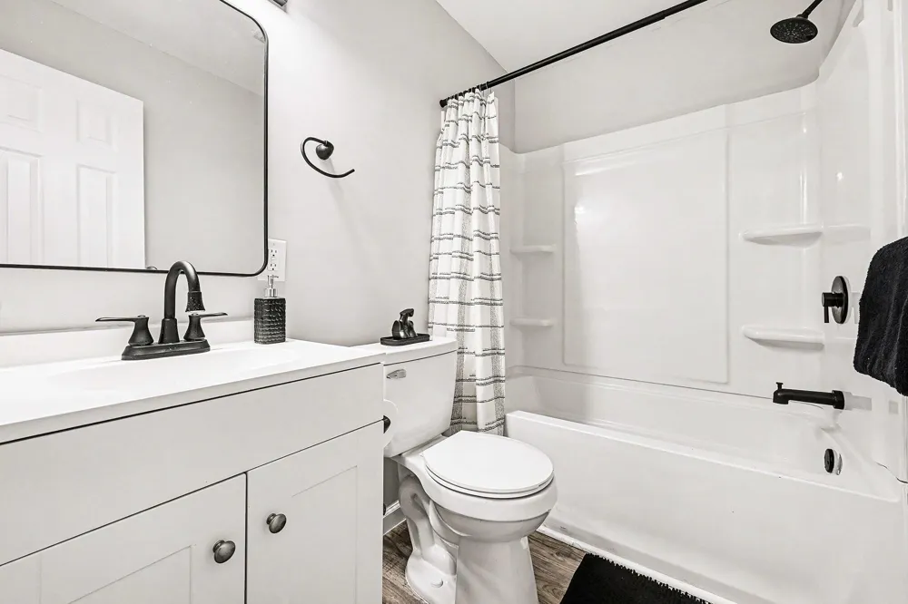 3407 Kenbrooke Court Kalamazoo, MI 49006