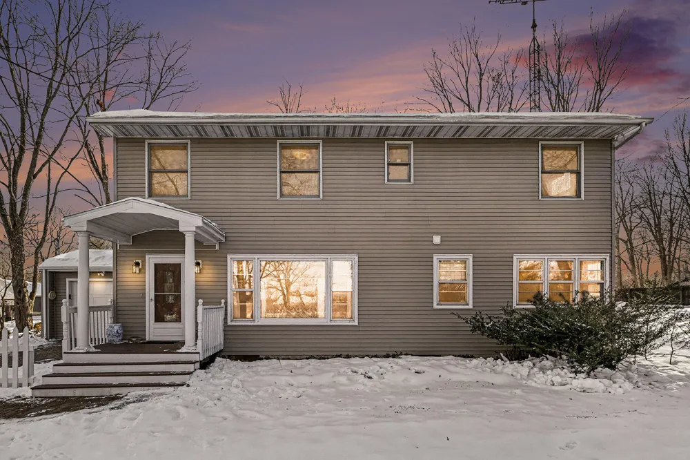61100 Quinnesec Road Cassopolis, MI 49031