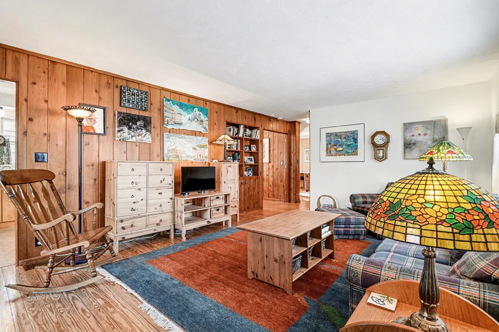 61100 Quinnesec Road Cassopolis, MI 49031