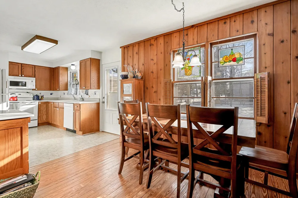61100 Quinnesec Road Cassopolis, MI 49031