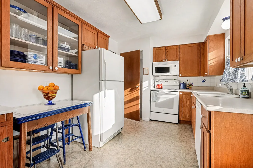 61100 Quinnesec Road Cassopolis, MI 49031