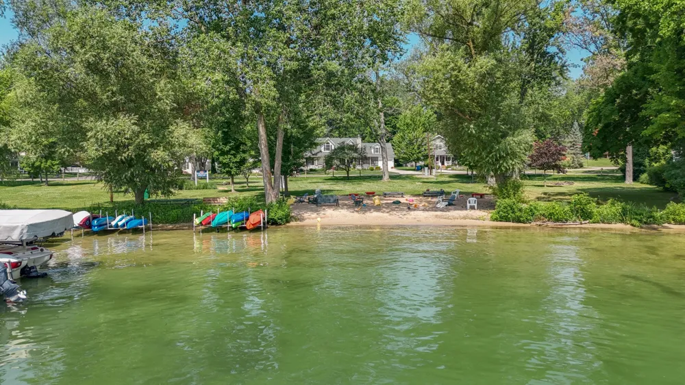 61100 Quinnesec Road Cassopolis, MI 49031