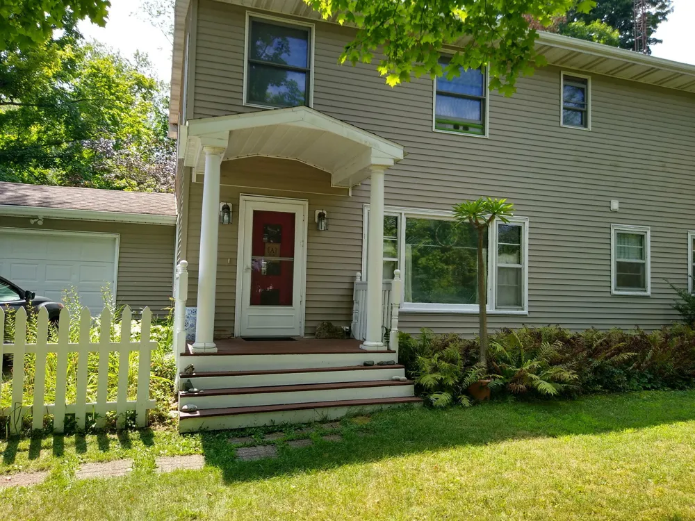 61100 Quinnesec Road Cassopolis, MI 49031