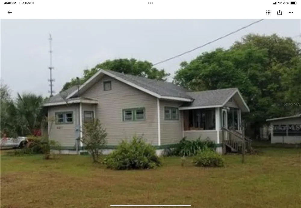 5612 WOODWARD AVENUE Zellwood, FL 32798