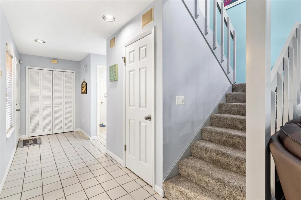 402 CLUSTERWOOD DRIVE Yalaha, FL 34797