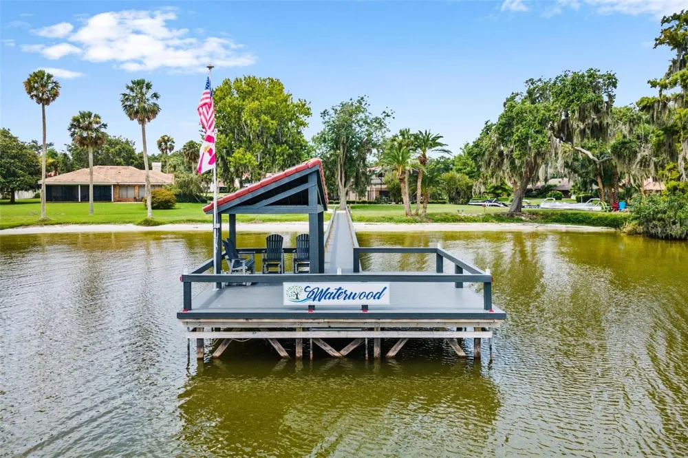 402 CLUSTERWOOD DRIVE Yalaha, FL 34797