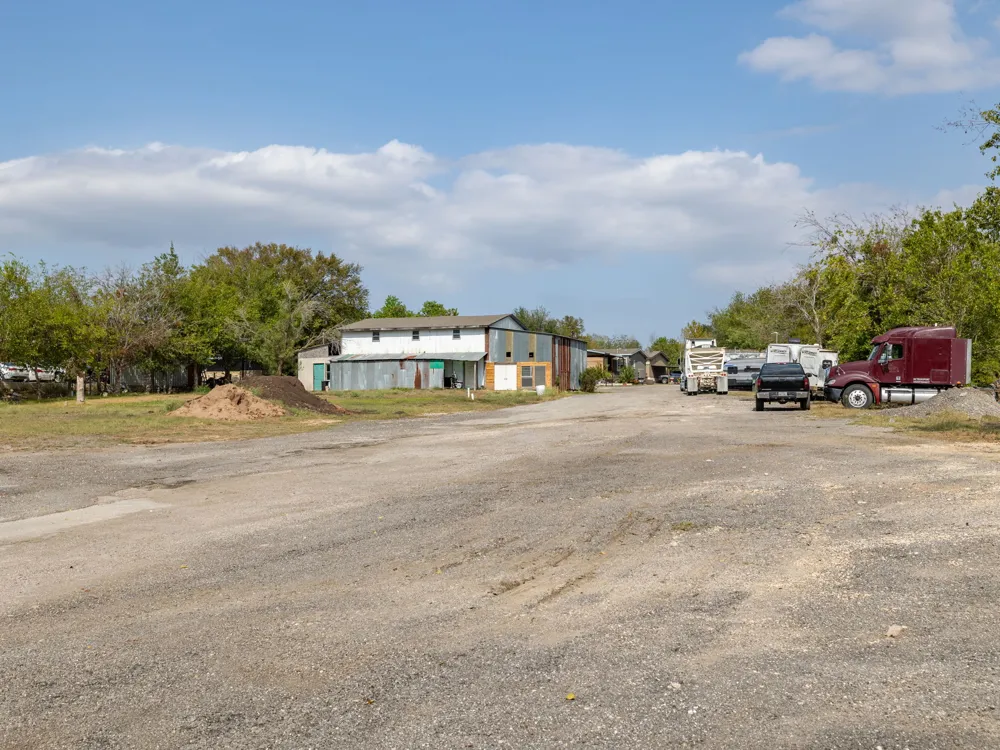 10811 San Jose Avenue Del Valle, TX 78617