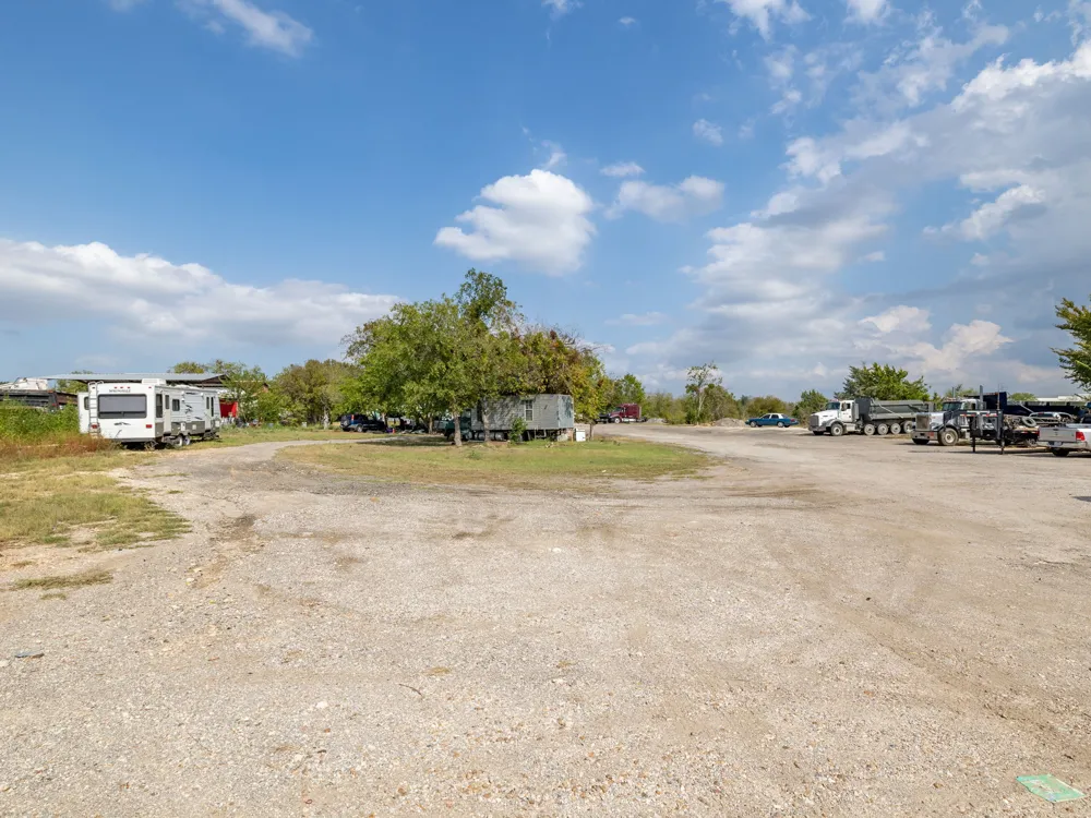 10811 San Jose Avenue Del Valle, TX 78617