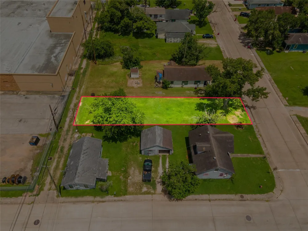 1026 W 4th Street Freeport, TX 77541