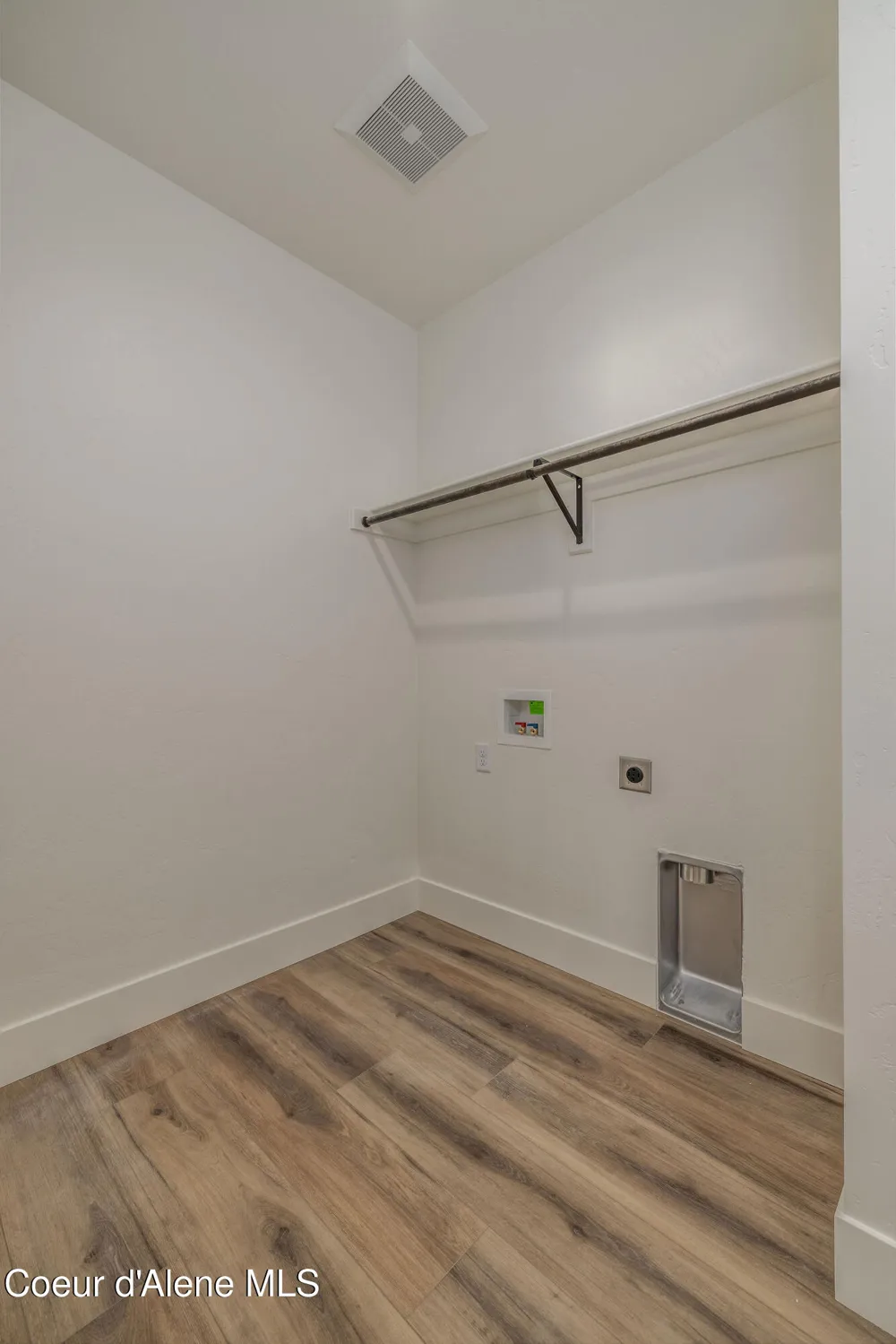9141 W Cultivator Avenue Rathdrum, ID 83858