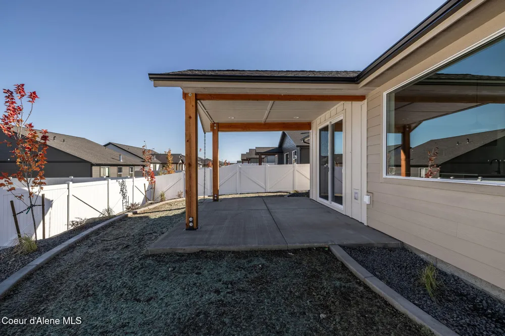 9141 W Cultivator Avenue Rathdrum, ID 83858