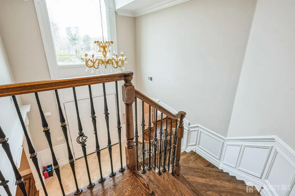 1355 NE Abbott Boulevard Fort Lee, NJ 07024
