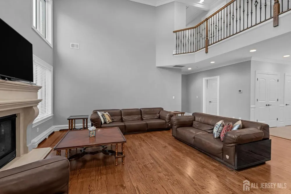 1355 NE Abbott Boulevard Fort Lee, NJ 07024