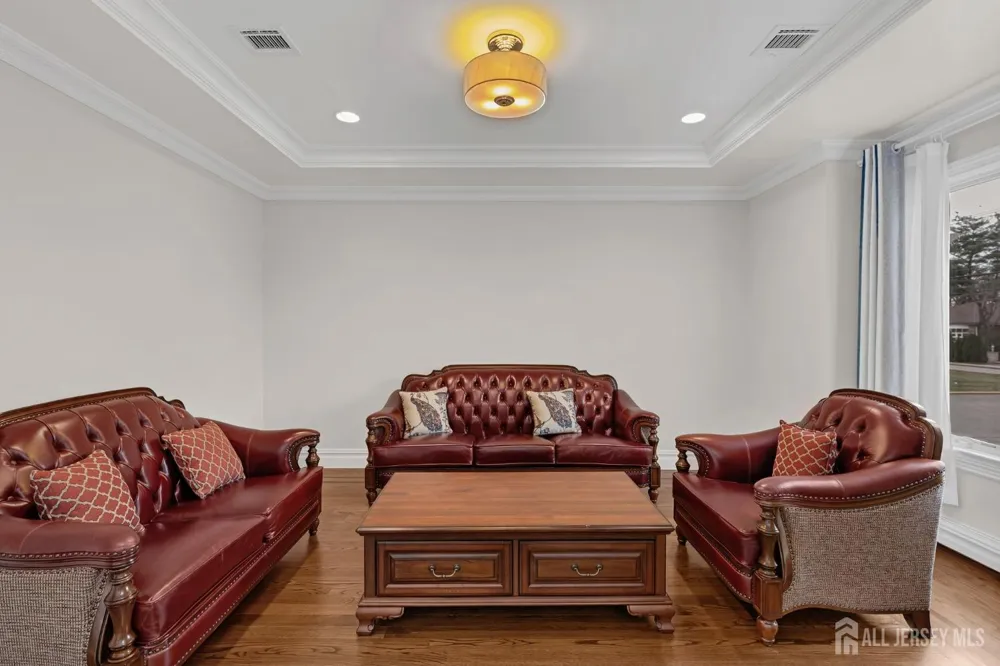 1355 NE Abbott Boulevard Fort Lee, NJ 07024