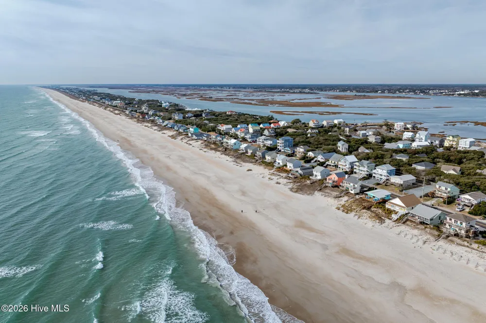 70 Peregrine Court Surf City, NC 28445