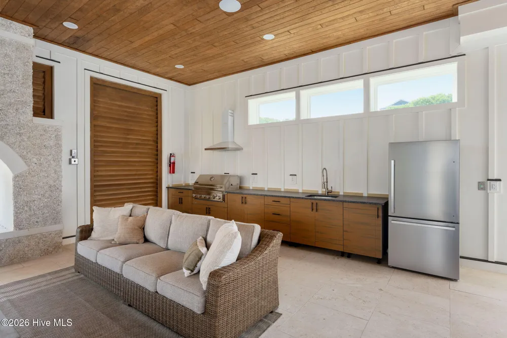 70 Peregrine Court Surf City, NC 28445