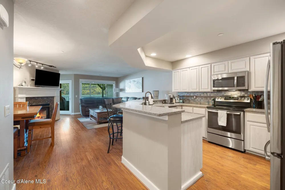 4549 S ARROW POINT DRIVE ##207 Harrison, ID 83833