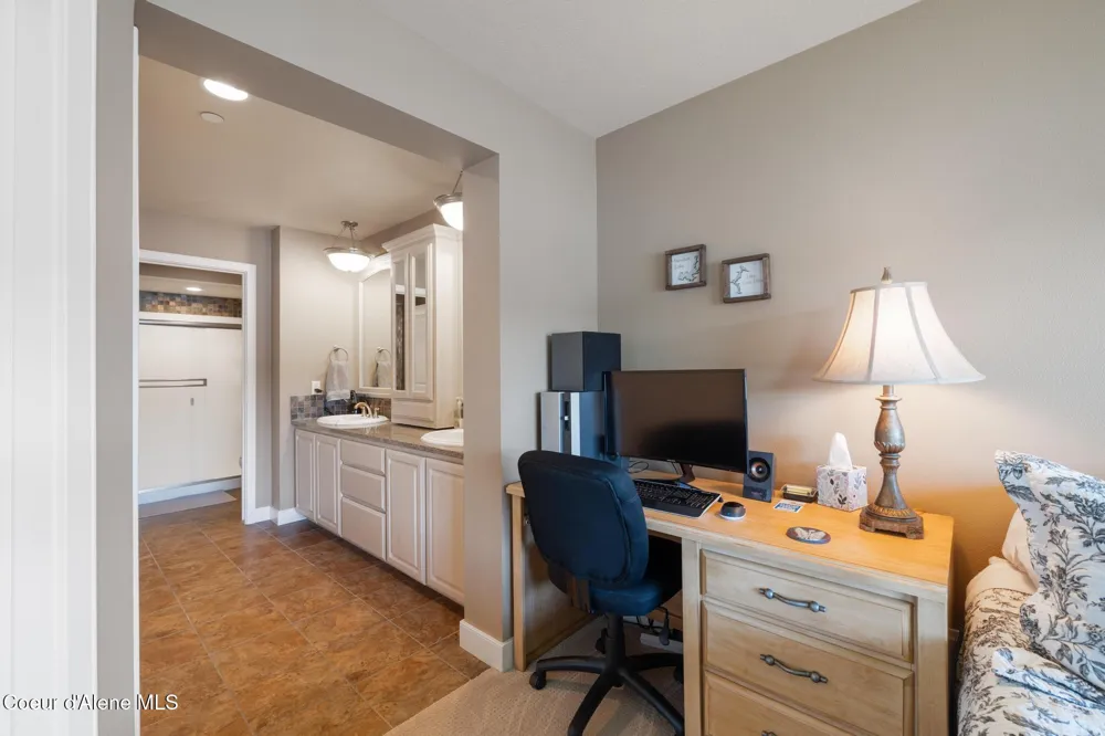 4549 S ARROW POINT DRIVE ##207 Harrison, ID 83833