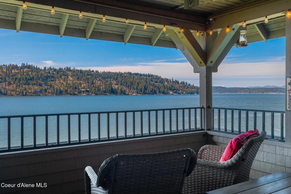 4549 S ARROW POINT DRIVE ##207 Harrison, ID 83833