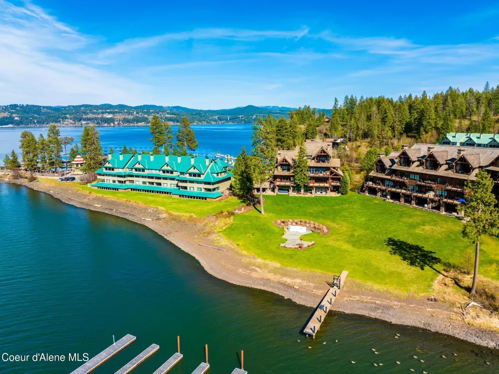 4549 S ARROW POINT DRIVE ##207 Harrison, ID 83833