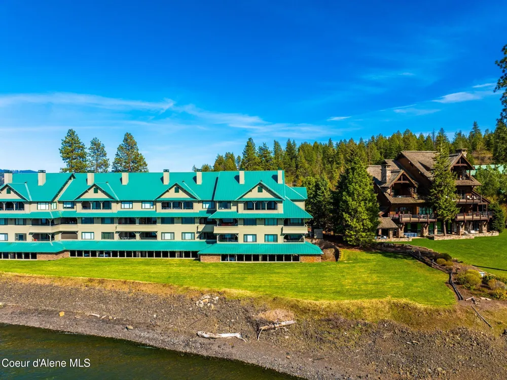 4549 S ARROW POINT DRIVE ##207 Harrison, ID 83833