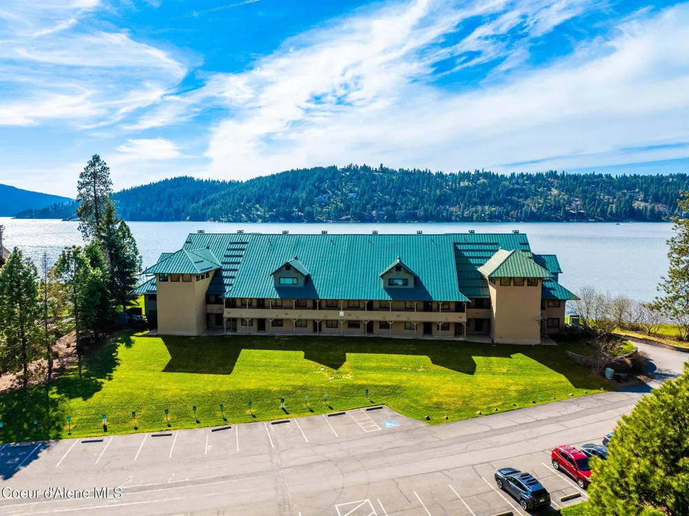 4549 S ARROW POINT DRIVE ##207 Harrison, ID 83833
