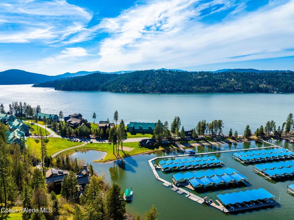 4549 S ARROW POINT DRIVE ##207 Harrison, ID 83833