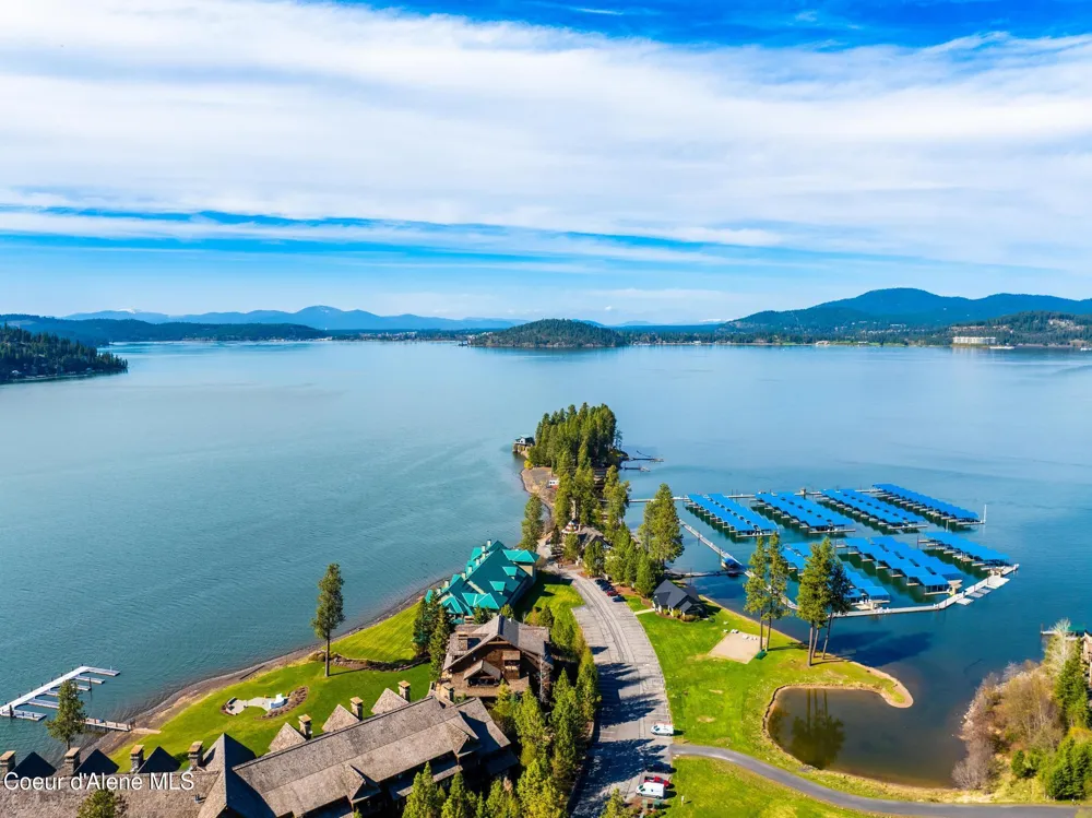 4549 S ARROW POINT DRIVE ##207 Harrison, ID 83833